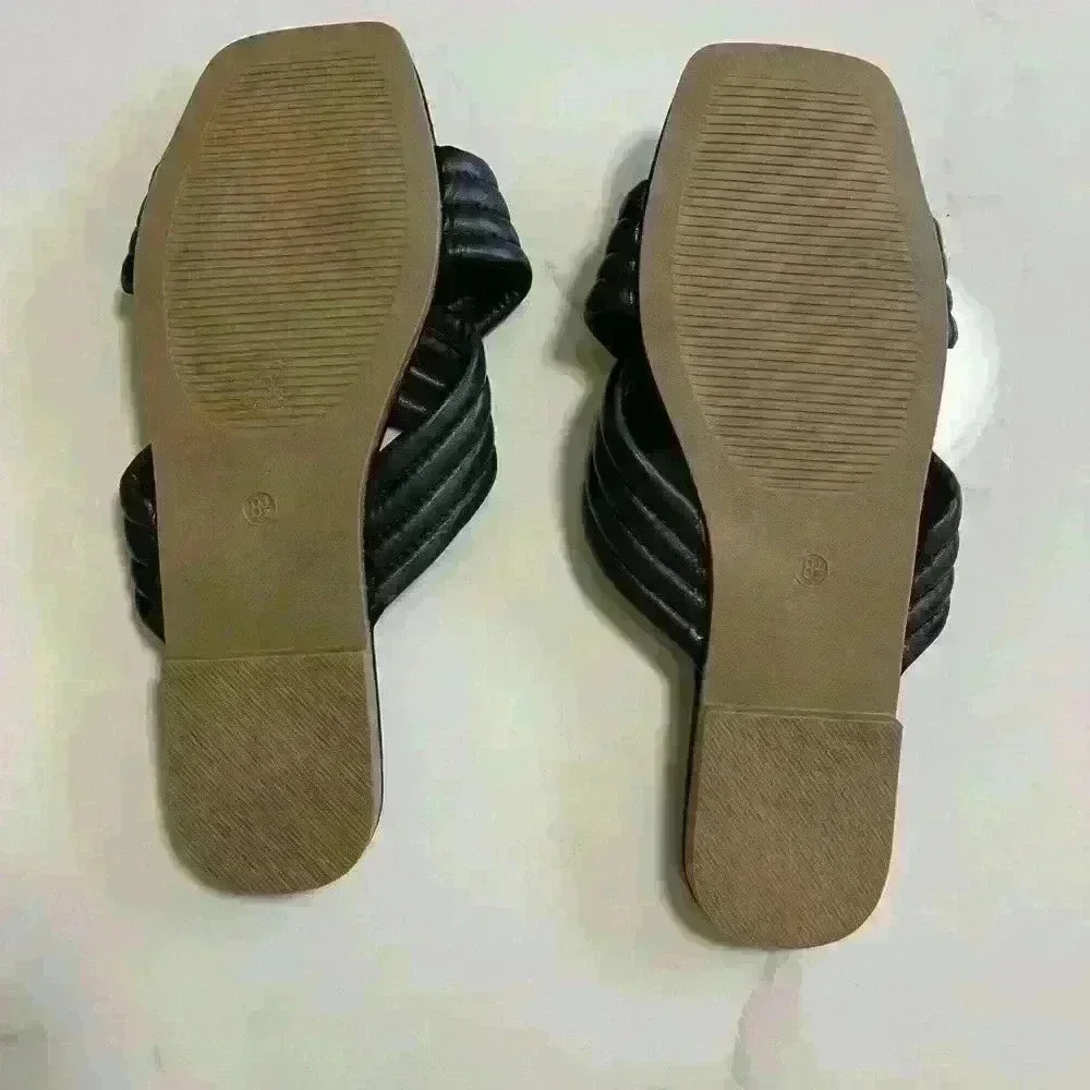 NICOLE MILLER Womens CROSS STRAP SANDAL SLIDE FLAT Black Size 8.5